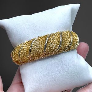 🌺Vintage ART Gold Bracelet
